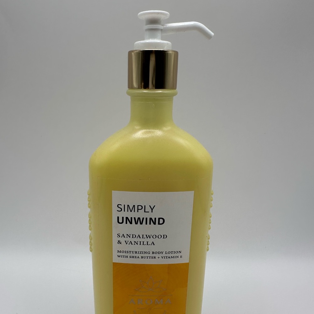 BATH & BODY WORKS AROMA SIMPLY UNWIND SANDALWOOD VANILLA BODY LOTION NEW